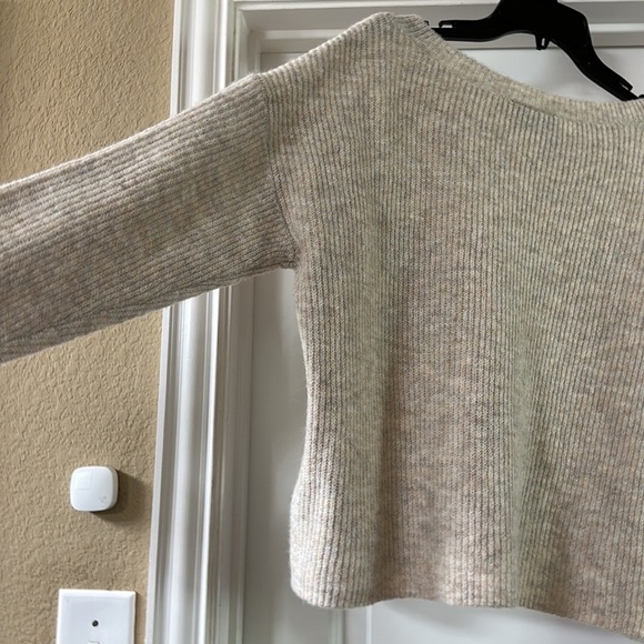 BCX cream medium sweater with brown button trim - Picture 7 of 11
